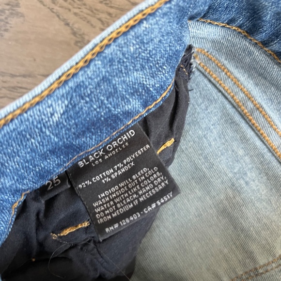 BLACK ORCHID Jeans - Picture 12 of 14